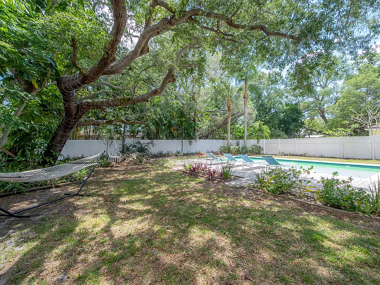 14626 Wildwood Dr — Photo 54
