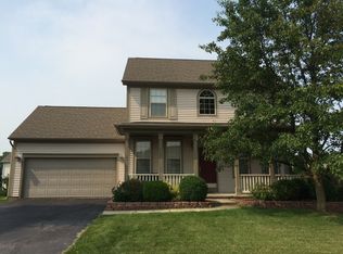 2369 Summit Cedar Dr, Howell, MI 48855
