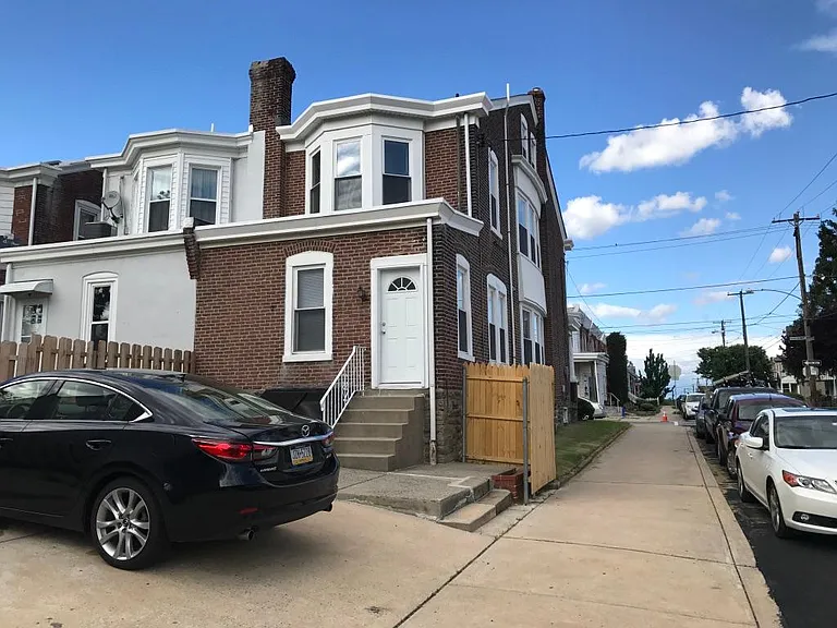 4430 Mitchell St — Photo 7