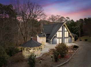 641 Jocassee Lake Rd, Salem, SC 29676