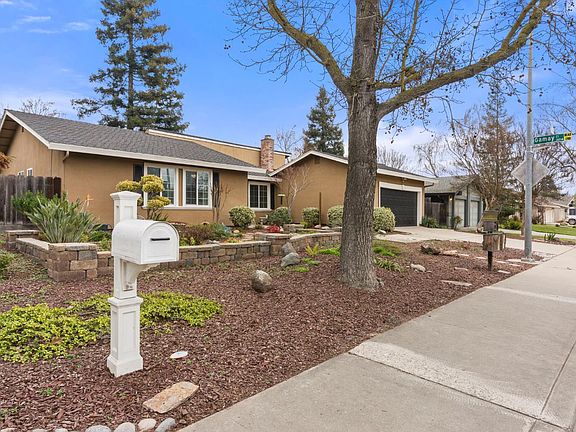 3rd image of 3608 Marsala Way