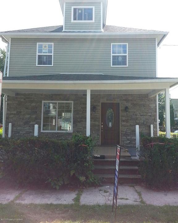 1st image of 124 Price St