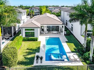 17135 Abruzzo Avenue, Boca Raton, FL 33496