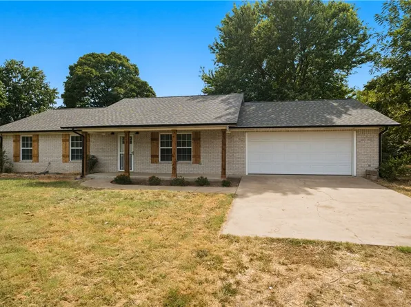 1799 W Main St, Westville, OK 74965