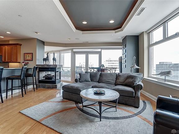 5th image of 109 Main St #1107