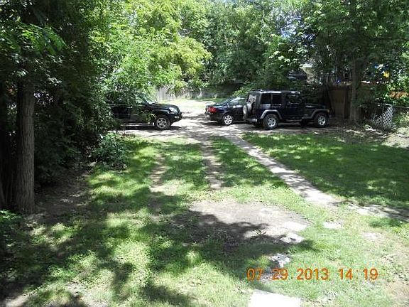 3rd image of 2628 Neil Ave