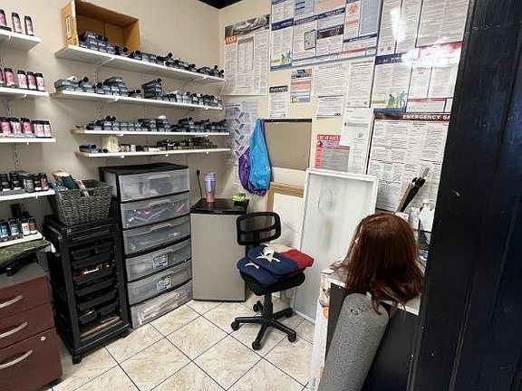 3rd image of 2403 S Highway 183 Suite 103