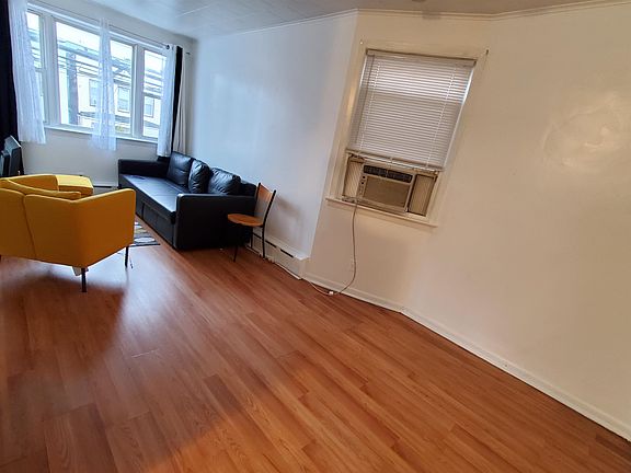5th image of 95 Mallory Ave APT 2