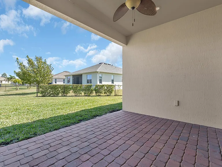 5982 Sequoia Cir — Photo 22
