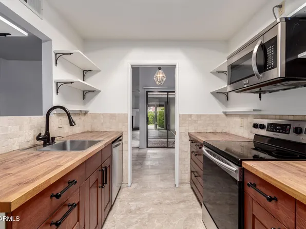 4757 W CARON Street, Glendale, AZ 85302