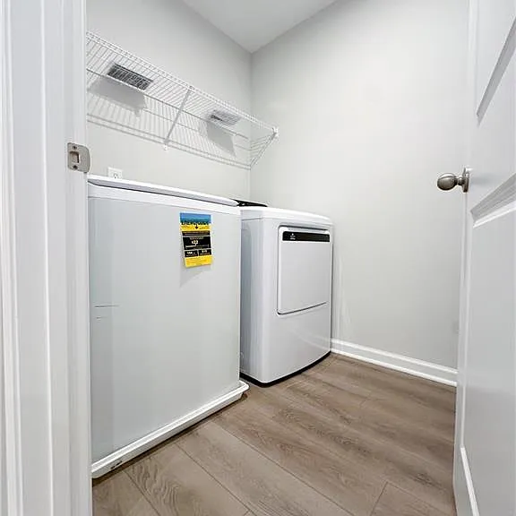 495 Crown Dr — Photo 12
