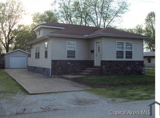 2827 S 13th St, Springfield, IL 62703