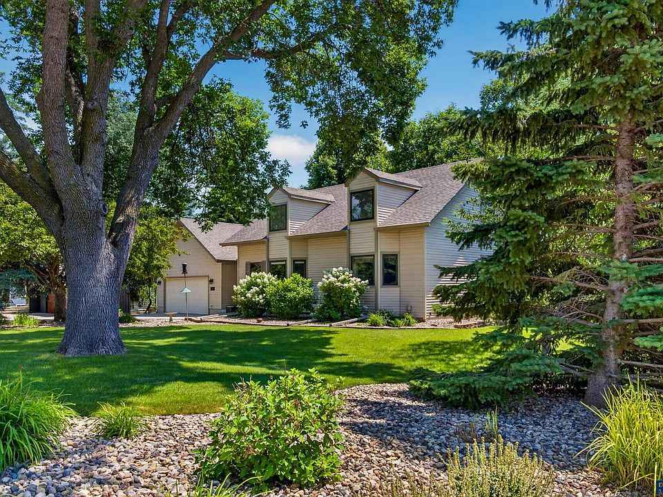 1st image of 2812 S Jonathan Ln
