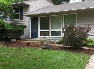 1008 S Westlawn Ave, Champaign, IL 61821