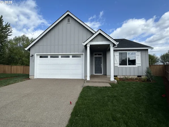 387 Foal Ct, Albany, OR 97322