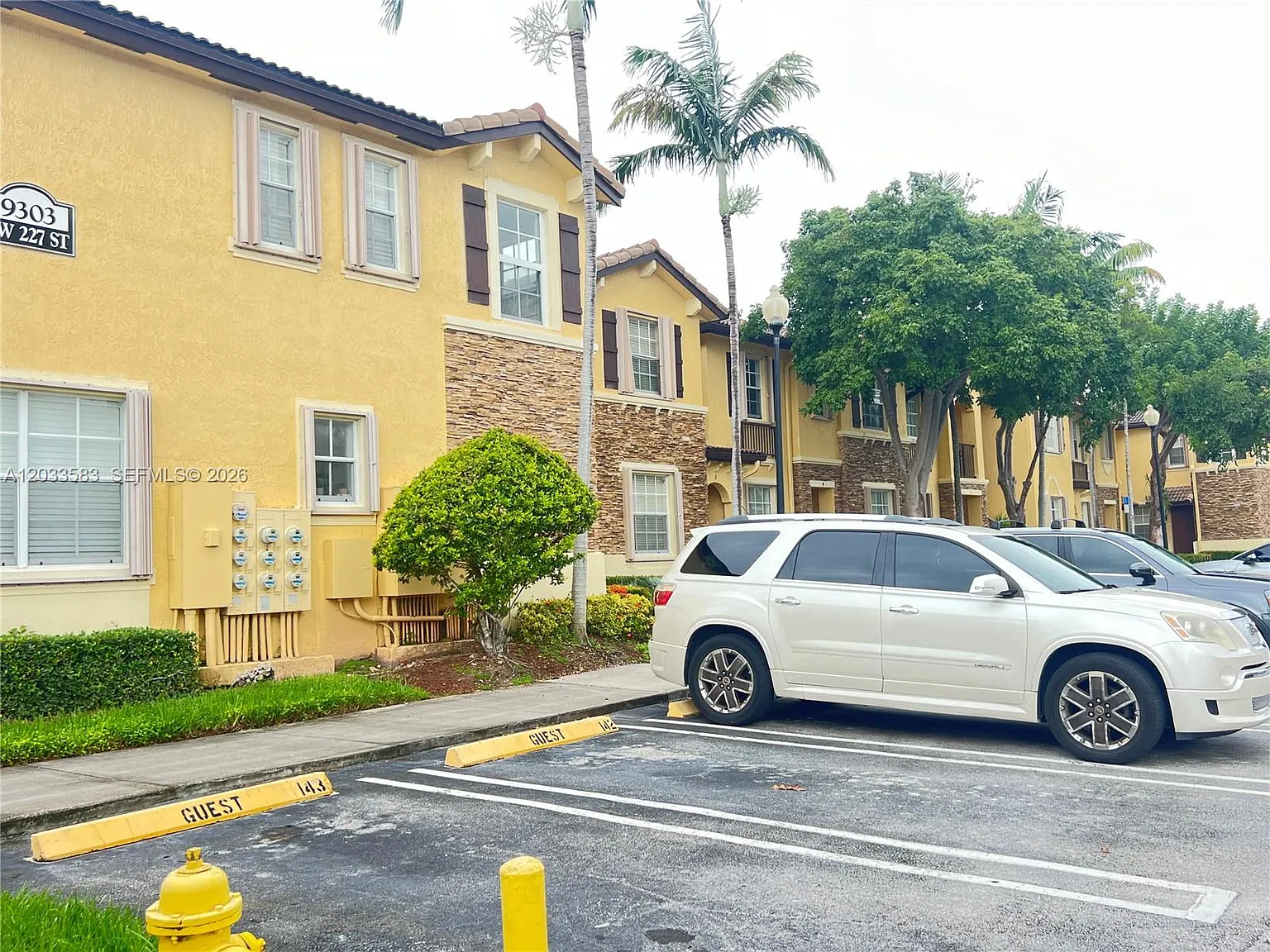 The Shores Condo No 1 — Photo 3