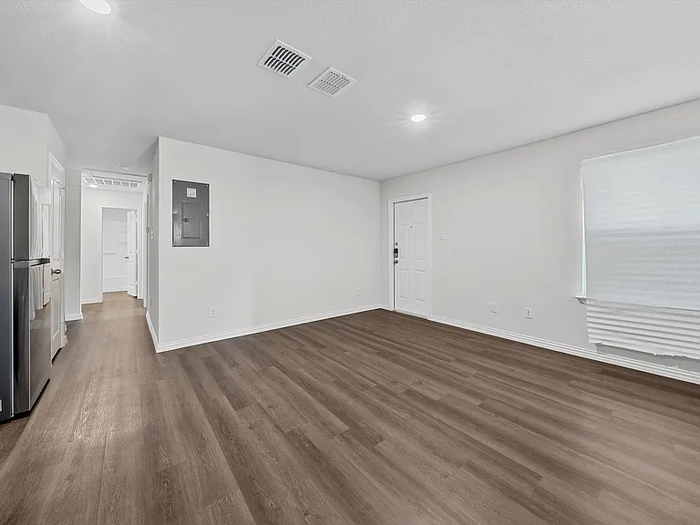 2408 McKenzie Ave #A — Photo 6