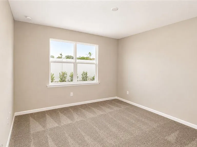 1248 Enbrook Loop — Photo 14