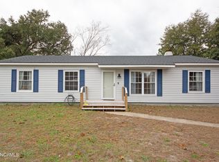 129 Freshwater Dr, Hubert, NC 28539