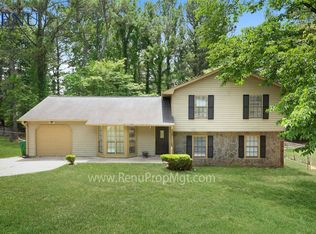 5722 Saint Thomas Dr, Lithonia, GA 30058