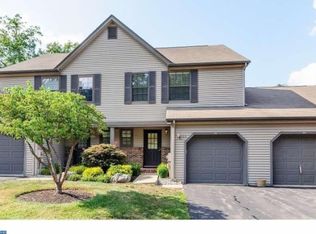 22 Manor Dr, Princeton, NJ 08540