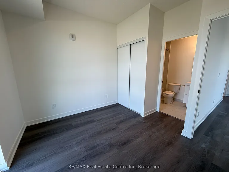 33 Erie Ave #901 — Photo 14