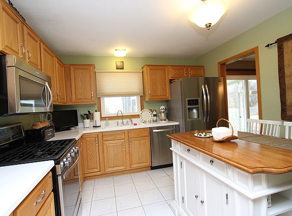 3rd image of 5104 W Dartmoor Dr
