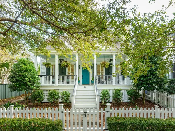 46 Eastlake Rd, Mount Pleasant, SC 29464