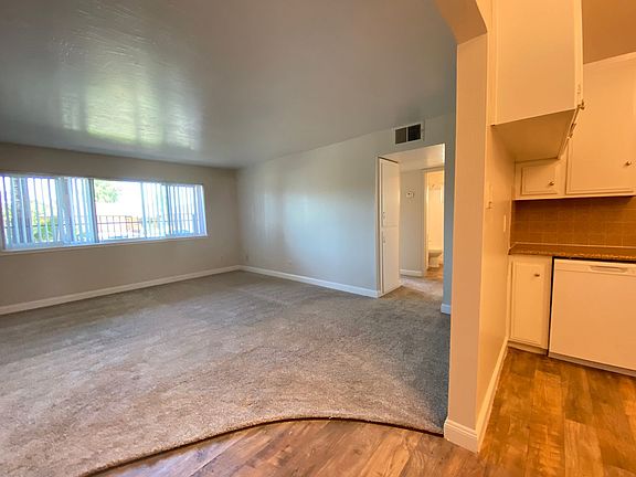 2nd image of 5981-5989 Lake Crest Way #5