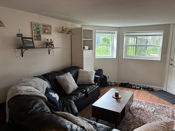 Living room photo - furnished