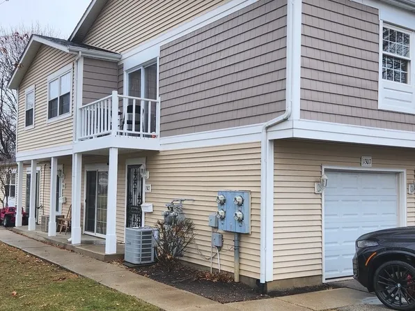 1307 Ely Ct #1307, Wheeling, IL 60090