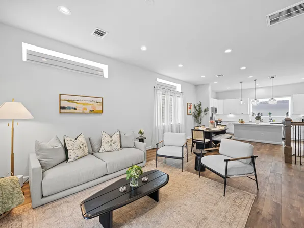 1402 Cleburne St, Houston, TX 77004