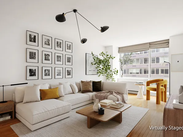 120 Riverside Boulevard image 4 of 16