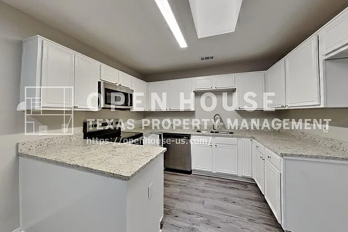 4458 Seven Pines Dr — Photo 5