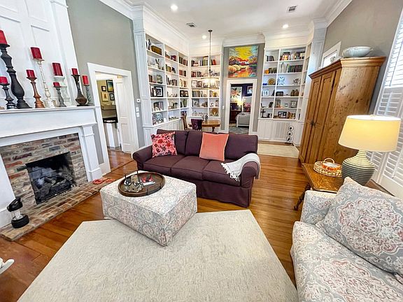 5th image of 306 N Huntington St