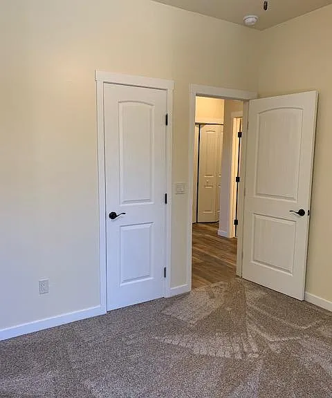 151 Masters Cir — Photo 15