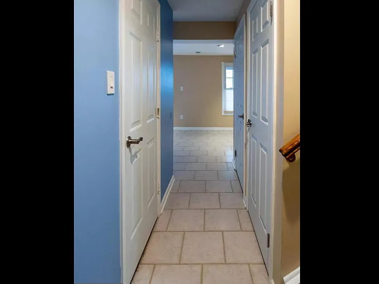 727 Herndon Woods Ct — Photo 24