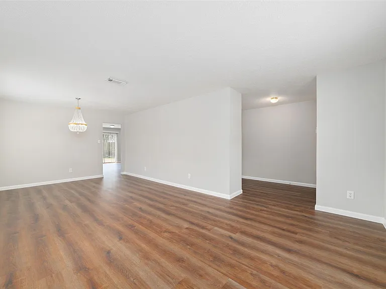 14431 Parkesgate Dr — Photo 16