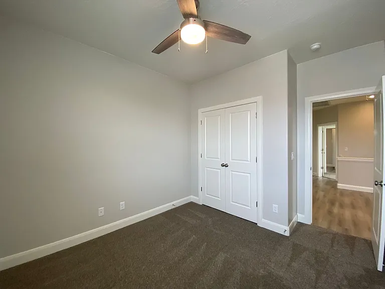 4381 S 1200 W — Photo 29