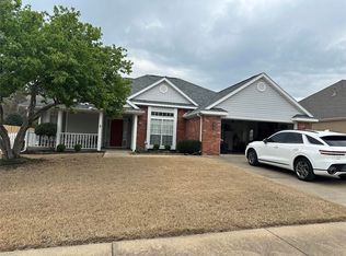 2155 E Wolf Creek Dr, Fayetteville, AR 72703
