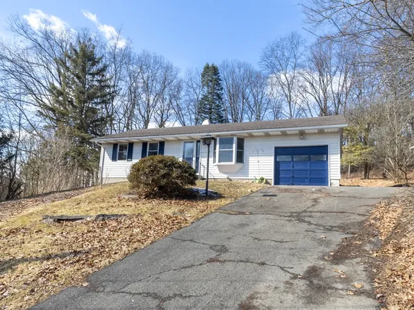 109 N Bradley Ct S, Horseheads, NY 14845