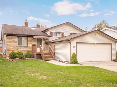 31512 Douglas Dr, Willowick, OH, 44095