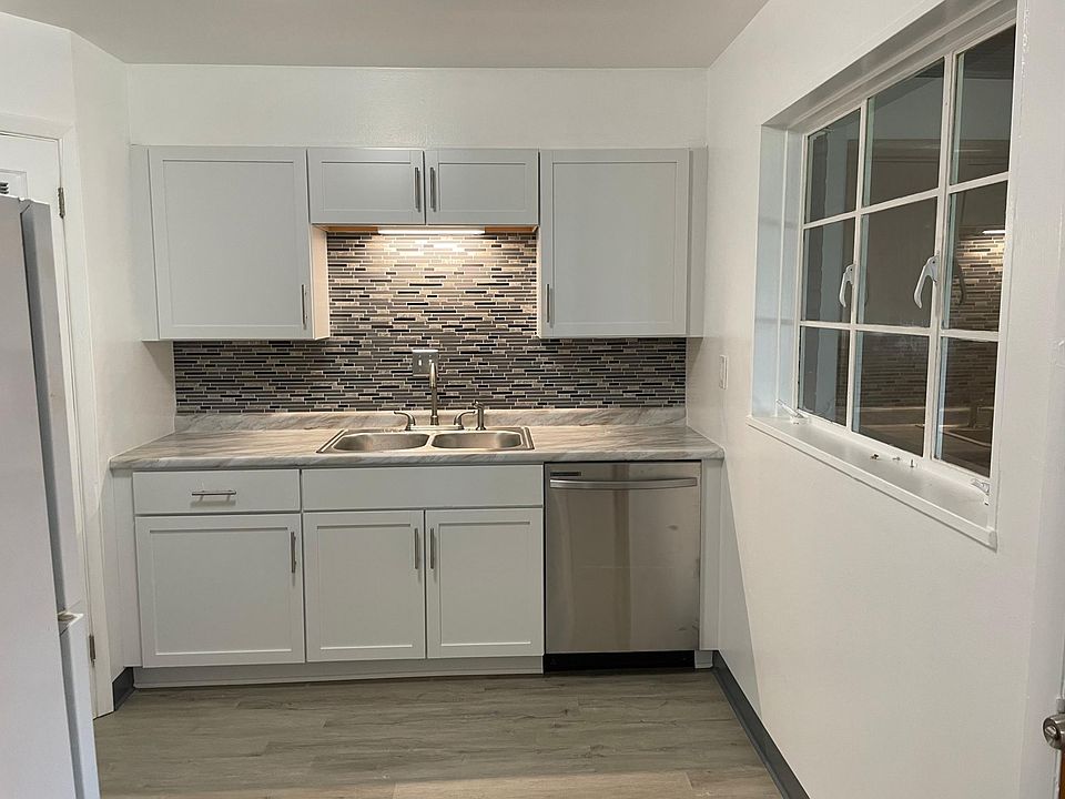 Fully remodeled kitchen with new stainless steel appliances