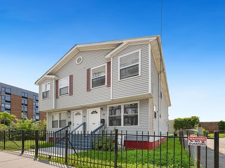347 Johnston Ave — Photo 23