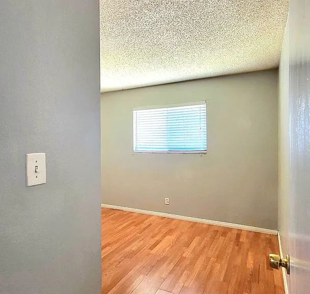 1920 Galaxy St — Photo 15