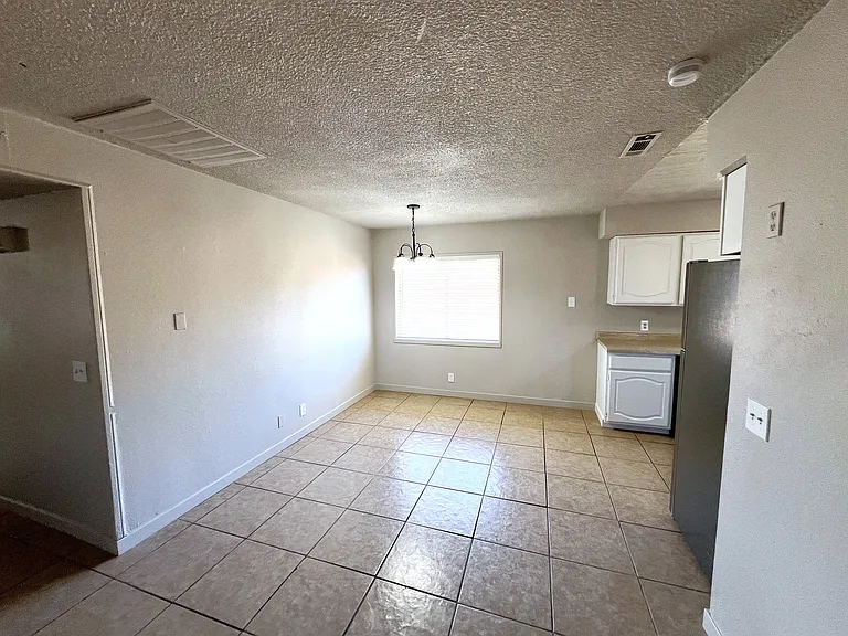 114 Wagon Wheel Dr — Photo 5