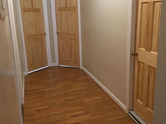 5th image of 320 Rockaway Pkwy #3