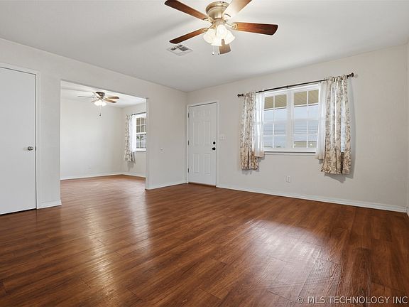 4th image of 2313 W 8th St