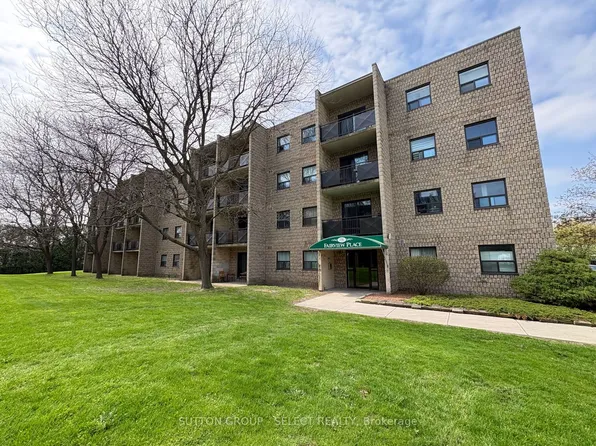 130 Park Ave E #208, Chatham Kent, ON N7M 3V6