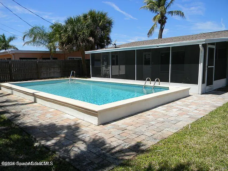 239 Glenwood Ave — Photo 22